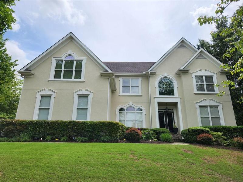 Image for property 365 AUTUMN BREEZE Drive, Roswell, GA 30075