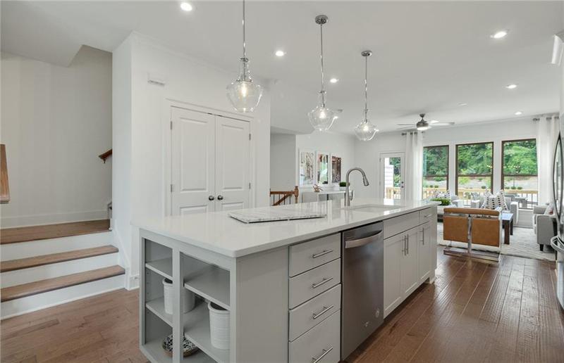 Image for property 1086 Battery Park Road, Decatur, GA 30033