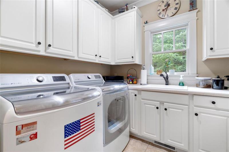 Image for property 82 BLAZINGSTAR Lane, Big Canoe, GA 30143