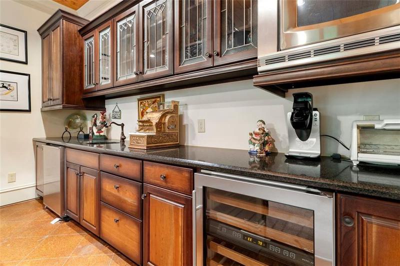 Image for property 82 BLAZINGSTAR Lane, Big Canoe, GA 30143