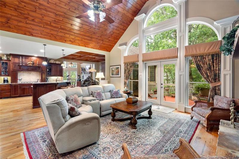Image for property 82 BLAZINGSTAR Lane, Big Canoe, GA 30143