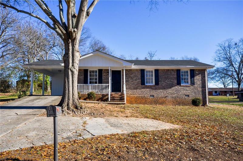 Image for property 200 Capitol Avenue, Winder, GA 30680