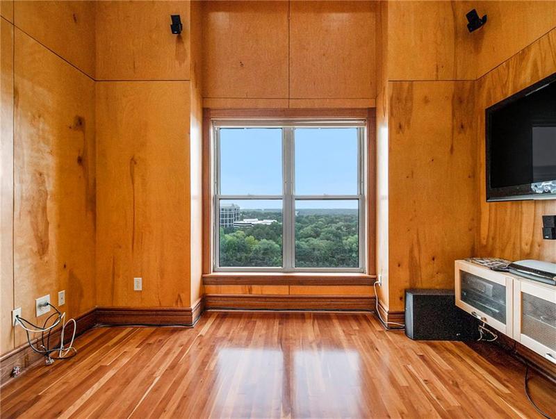 Image for property 3334 Peachtree Road 1707, Atlanta, GA 30326