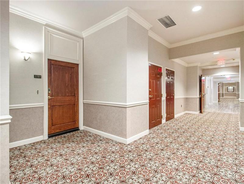 Image for property 3334 Peachtree Road 1707, Atlanta, GA 30326