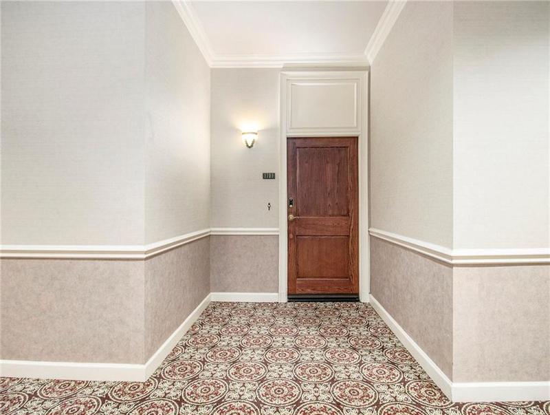 Image for property 3334 Peachtree Road 1707, Atlanta, GA 30326