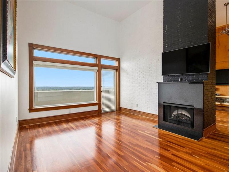 Image for property 3334 Peachtree Road 1707, Atlanta, GA 30326