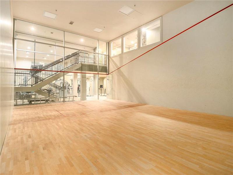 Image for property 3334 Peachtree Road 1707, Atlanta, GA 30326