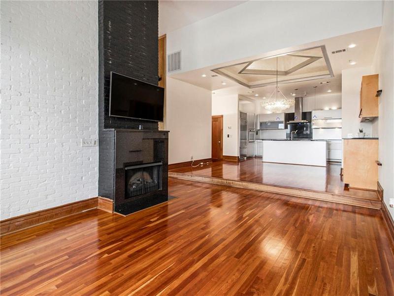 Image for property 3334 Peachtree Road 1707, Atlanta, GA 30326
