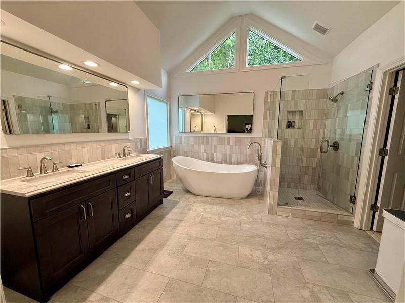Image for property 5700 Grove Point Road, Johns Creek, GA 30022