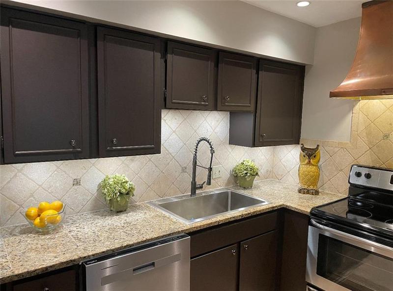Image for property 3115 Colonial Way H, Chamblee, GA 30341