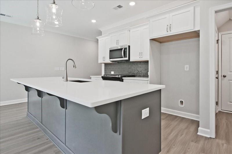 Image for property 689 Sunstone Lane, Lawrenceville, GA 30043