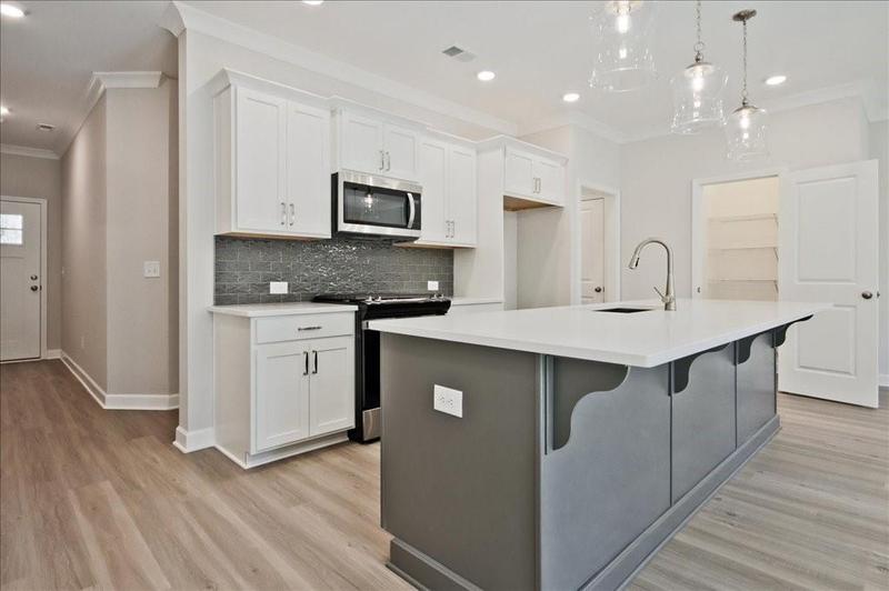 Image for property 689 Sunstone Lane, Lawrenceville, GA 30043