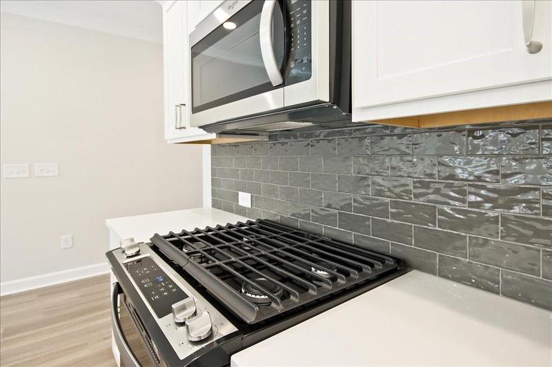 Image for property 689 Sunstone Lane, Lawrenceville, GA 30043