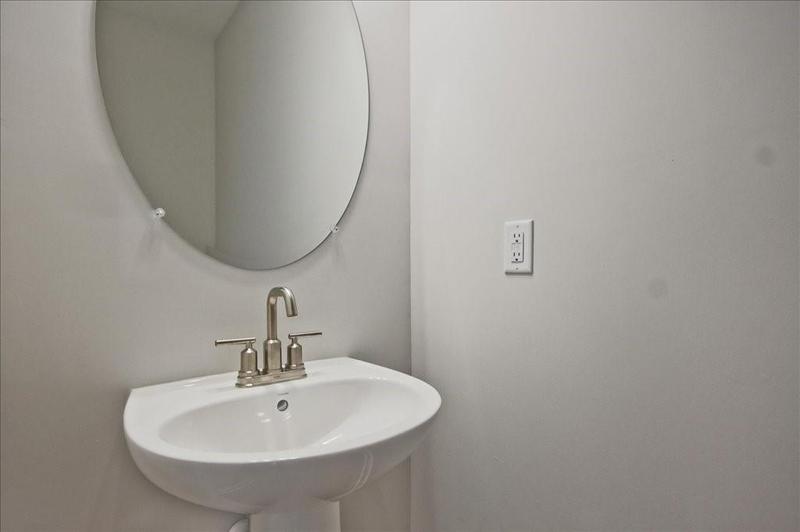 Image for property 689 Sunstone Lane, Lawrenceville, GA 30043