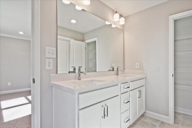Image for property 689 Sunstone Lane, Lawrenceville, GA 30043