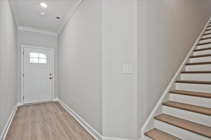 Image for property 689 Sunstone Lane, Lawrenceville, GA 30043