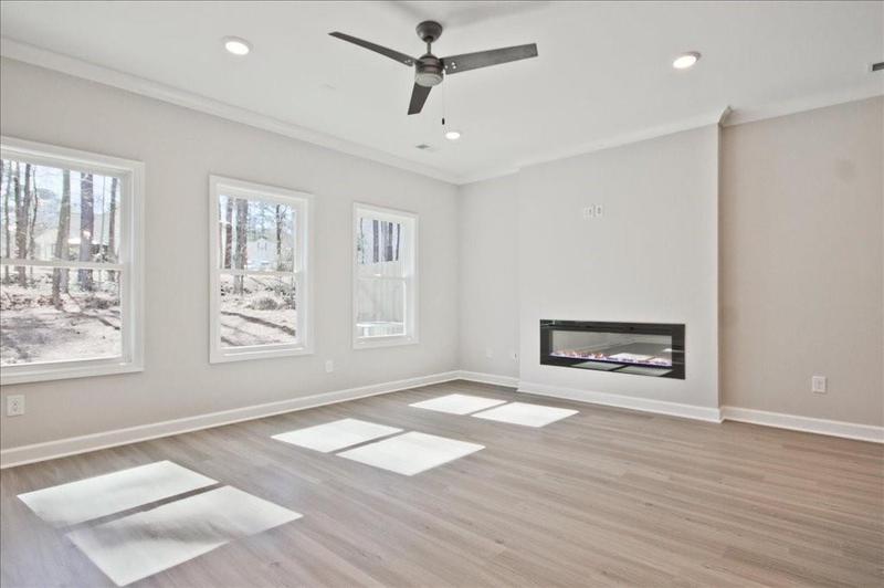 Image for property 689 Sunstone Lane, Lawrenceville, GA 30043