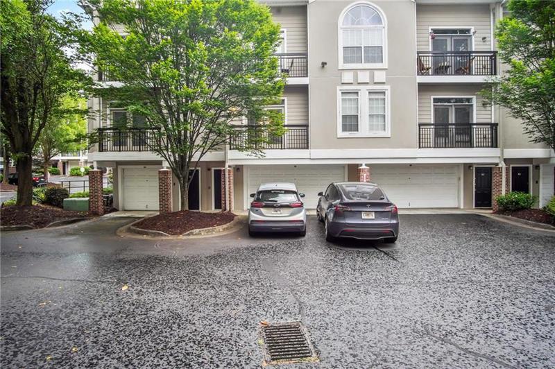 Image for property 4248 River Green Drive 310, Atlanta, GA 30327