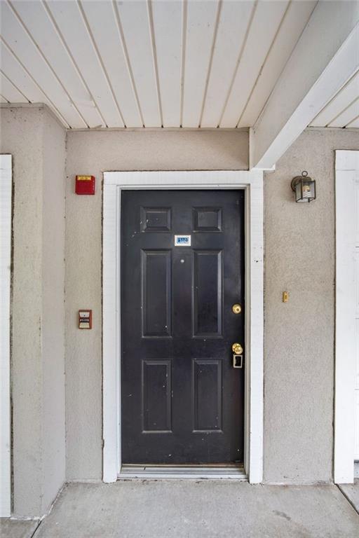 Image for property 4248 River Green Drive 310, Atlanta, GA 30327