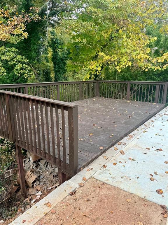 Image for property 2534 Creekview Drive, Marietta, GA 30008