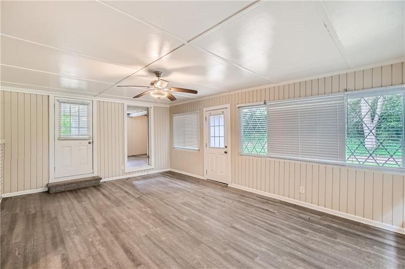 Image for property 3189 Dogwood Drive, Atlanta, GA 30344