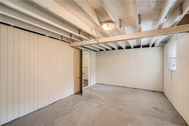 Image for property 3189 Dogwood Drive, Atlanta, GA 30344