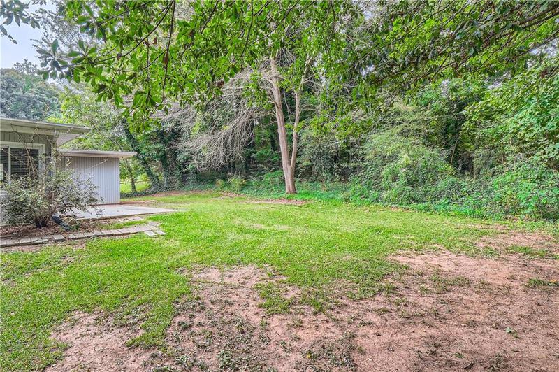 Image for property 3189 Dogwood Drive, Atlanta, GA 30344