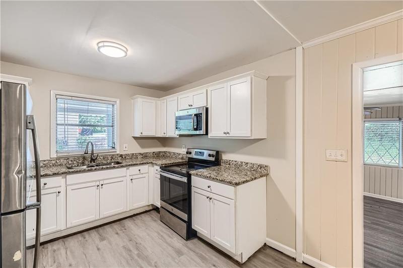 Image for property 3189 Dogwood Drive, Atlanta, GA 30344