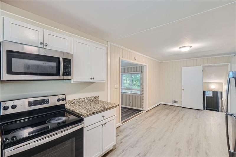 Image for property 3189 Dogwood Drive, Atlanta, GA 30344