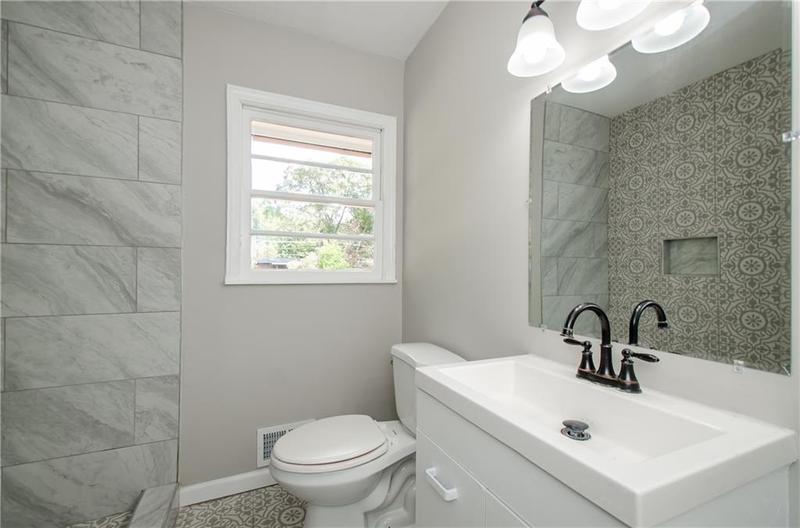 Image for property 123 Arnold Place, Jonesboro, GA 30236