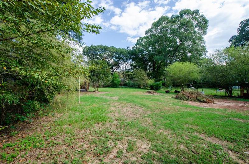 Image for property 123 Arnold Place, Jonesboro, GA 30236
