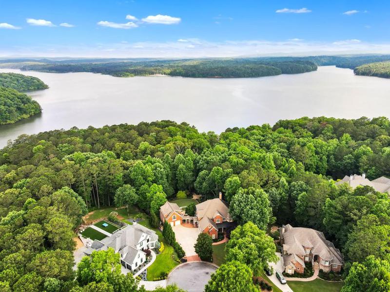 Image for property 2034 Gold Leaf Parkway, Canton, GA 30114