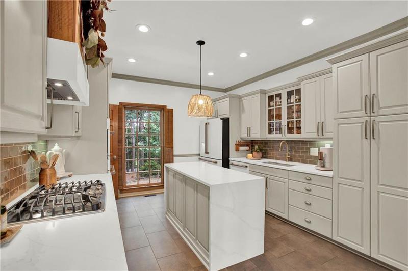 Image for property 2228 Pleasant Hill Road, Calhoun, GA 30701