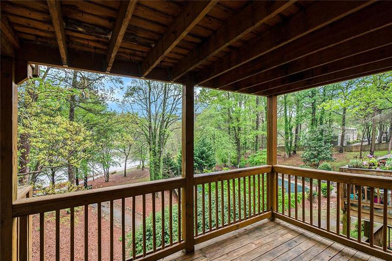 Image for property 261 Quail Run, Roswell, GA 30076