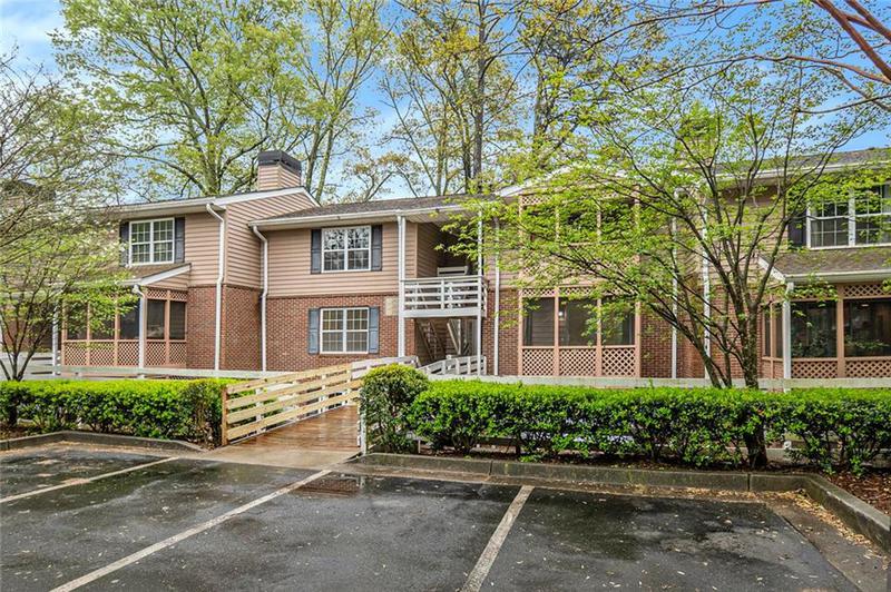 Image for property 261 Quail Run, Roswell, GA 30076