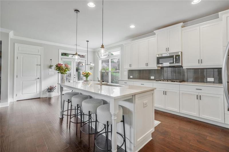 Image for property 1055 Peyton View Court, Alpharetta, GA 30004