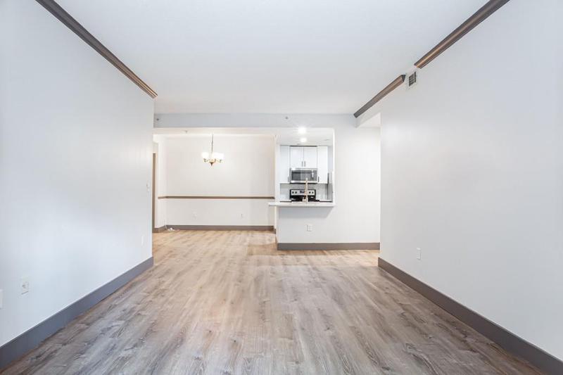 Image for property 1074 Peachtree Walk 115, Atlanta, GA 30309