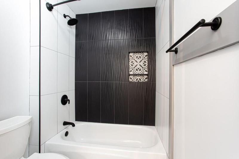 Image for property 1074 Peachtree Walk 115, Atlanta, GA 30309