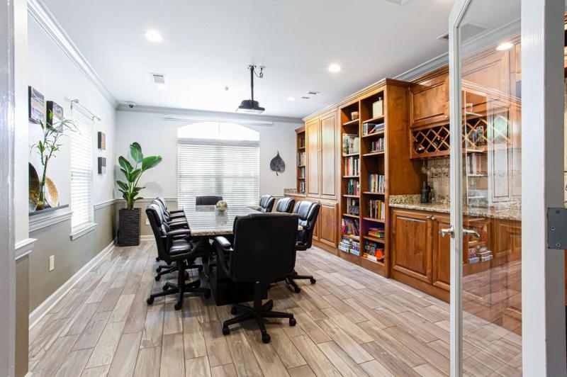 Image for property 1074 Peachtree Walk 115, Atlanta, GA 30309