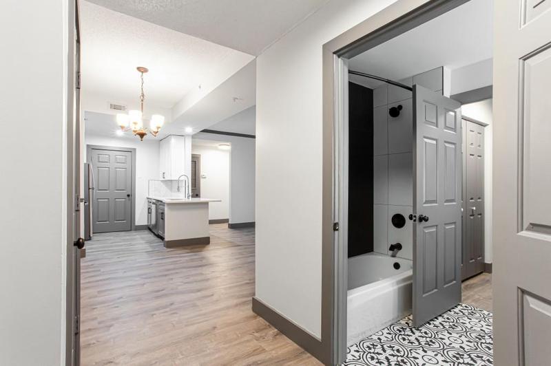 Image for property 1074 Peachtree Walk 115, Atlanta, GA 30309