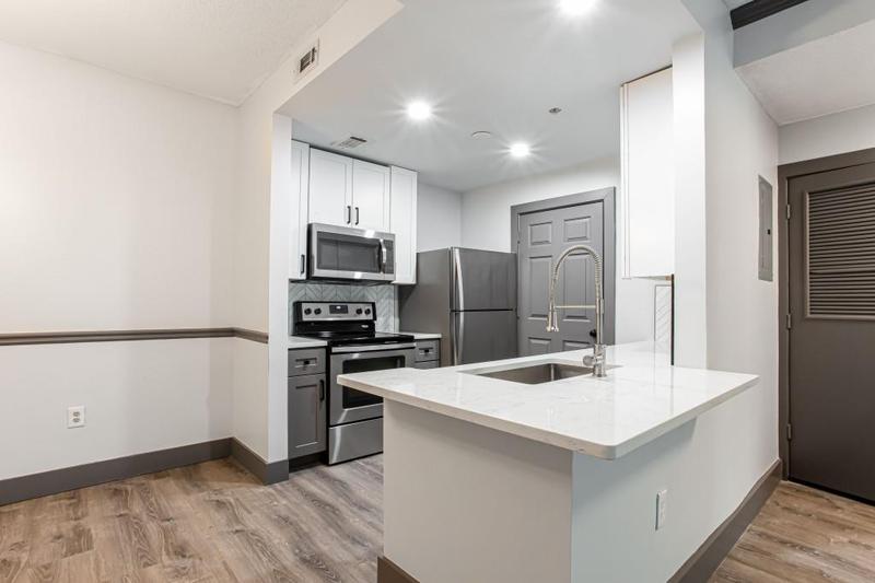 Image for property 1074 Peachtree Walk 115, Atlanta, GA 30309