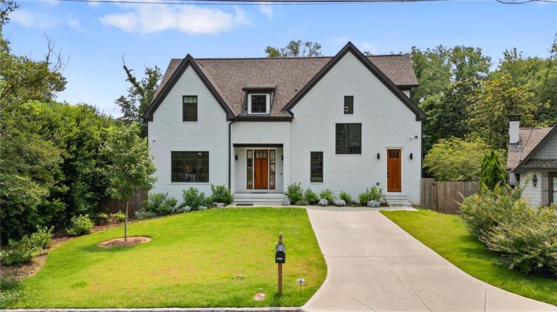 Image for property 2071 Fairhaven Circle, Atlanta, GA 30305