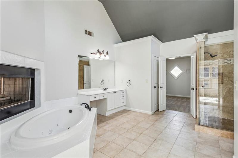 Image for property 1078 Meadow Brook Drive, Woodstock, GA 30188