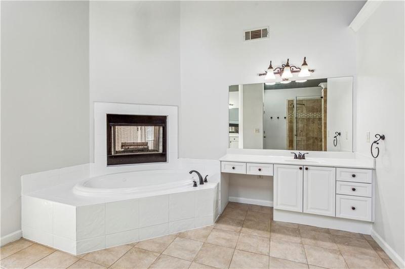 Image for property 1078 Meadow Brook Drive, Woodstock, GA 30188