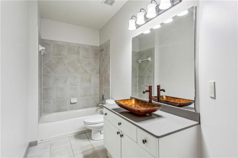 Image for property 1078 Meadow Brook Drive, Woodstock, GA 30188