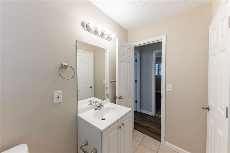 Image for property 160 Cross Creek Parkway, Dallas, GA 30157