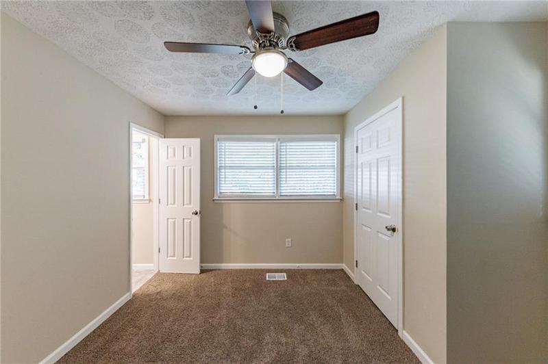 Image for property 160 Cross Creek Parkway, Dallas, GA 30157