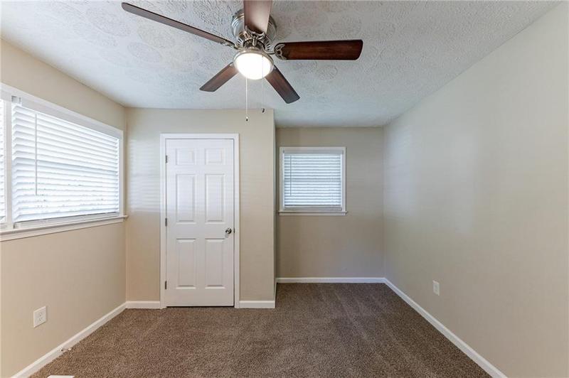 Image for property 160 Cross Creek Parkway, Dallas, GA 30157