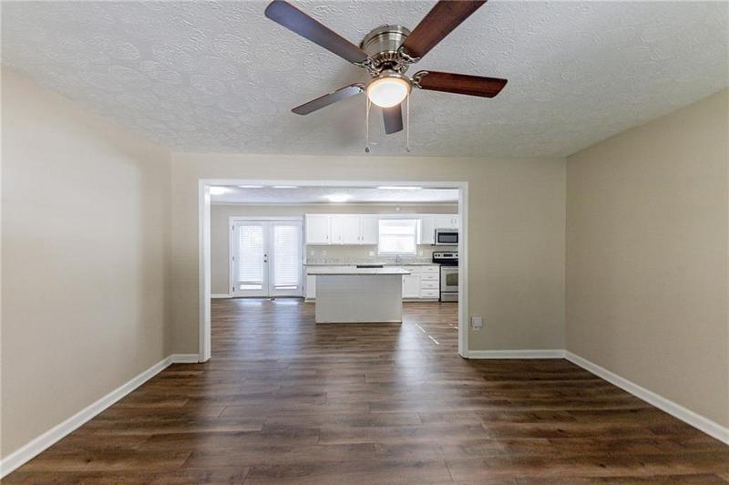 Image for property 160 Cross Creek Parkway, Dallas, GA 30157