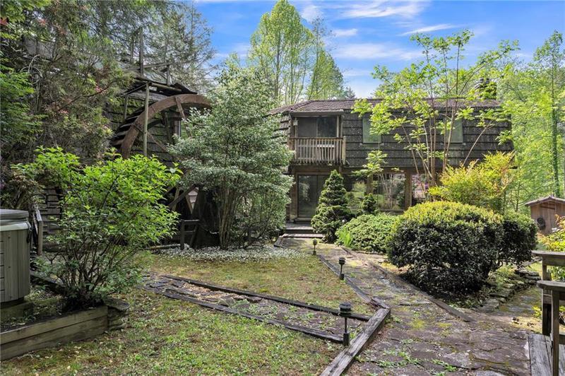 Image for property 17 Water Wheel Lane, Rabun Gap, GA 30568